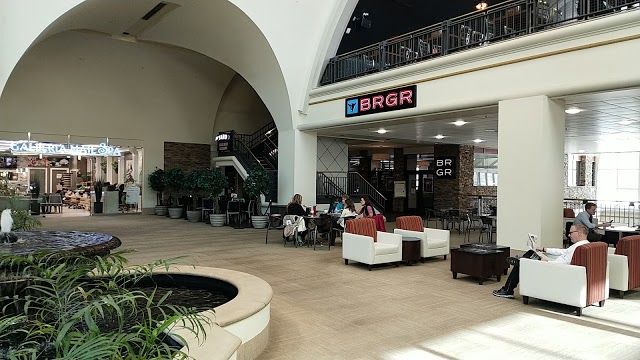 The Galleria of Mt. Lebanon